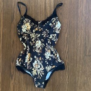 Spell bodysuit size small